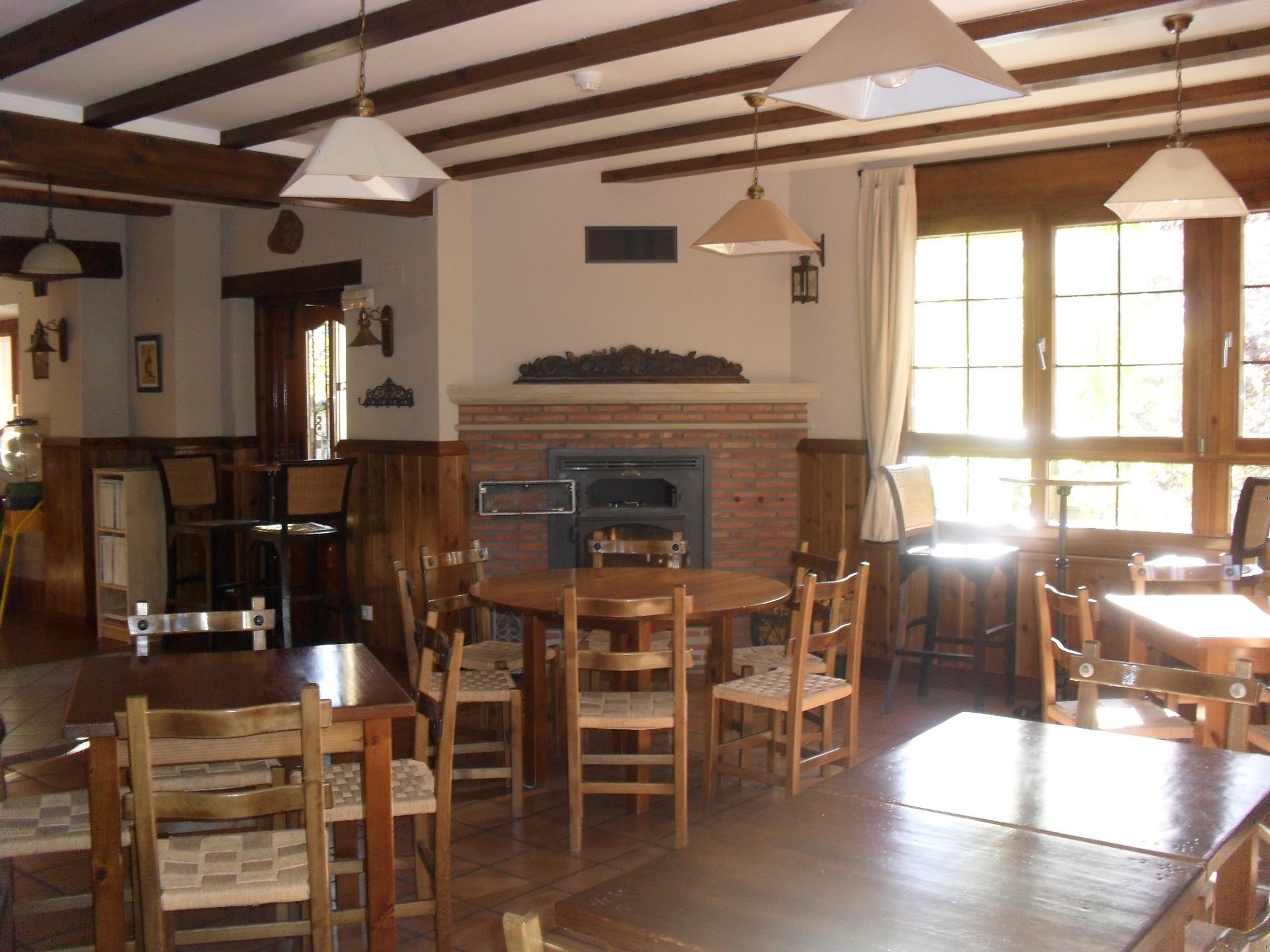 BAR ANEXO (LA HUERTA)
